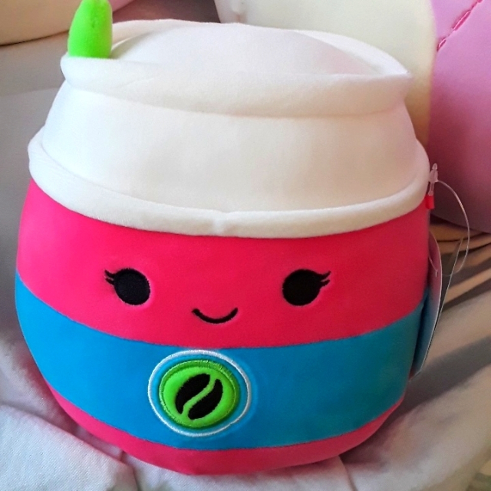 NWT First to market Limra the Latte Squishmallow 7.5 inches